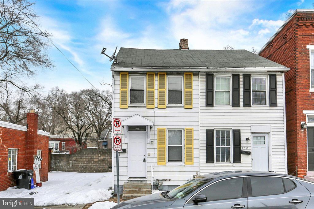 Photo of 1732 Walnut Street, HARRISBURG, PA 17103 (MLS # PADA2056590)