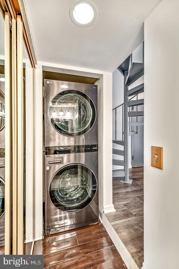 OLD CITY - Residential