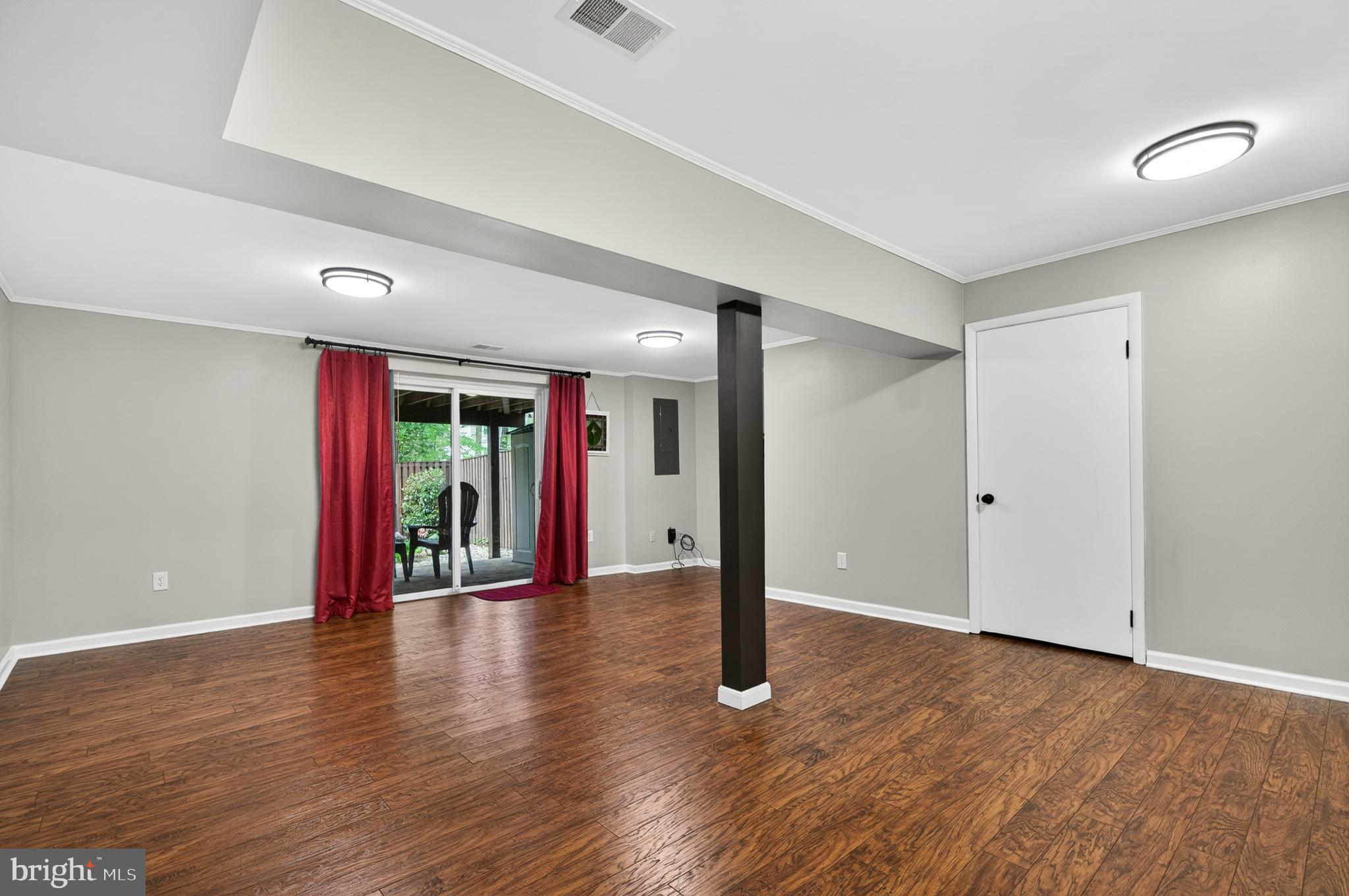 BURKE CENTRE - Residential