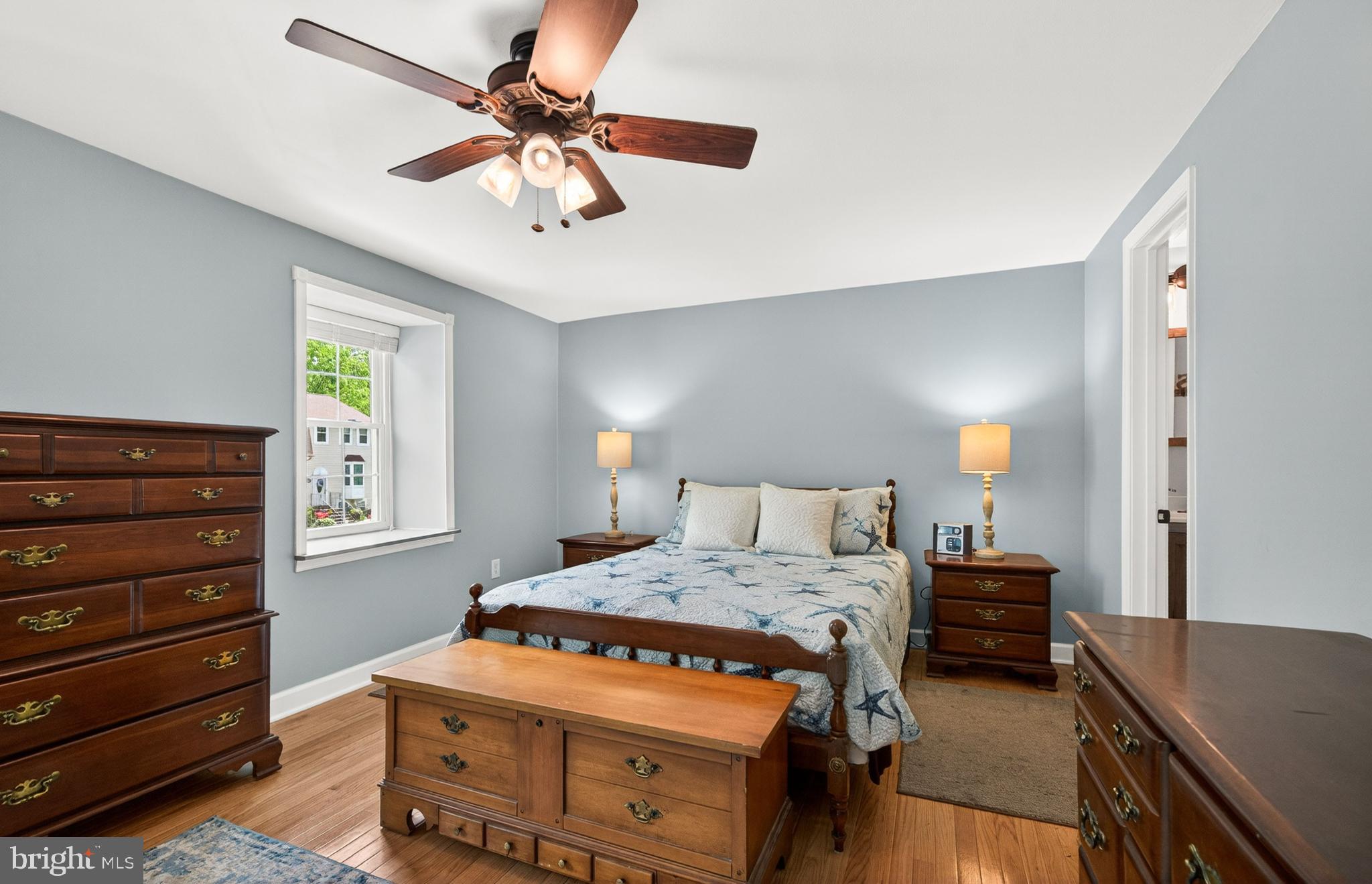 BURKE CENTRE - Residential