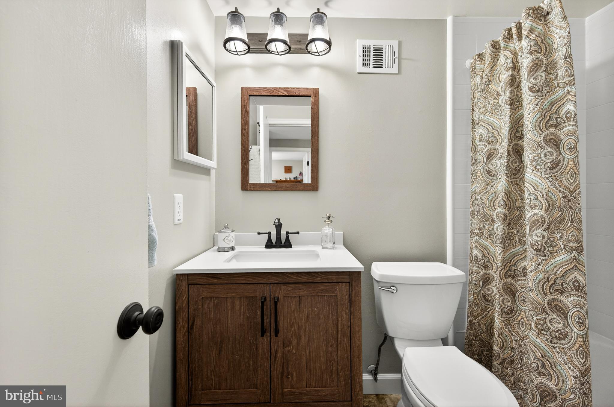 BURKE CENTRE - Residential