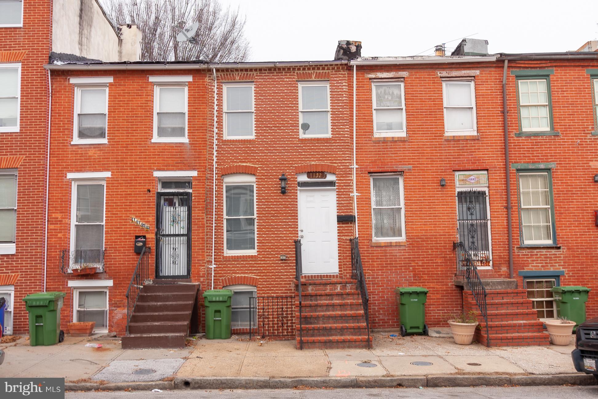 HOLLINS MARKET - Residential