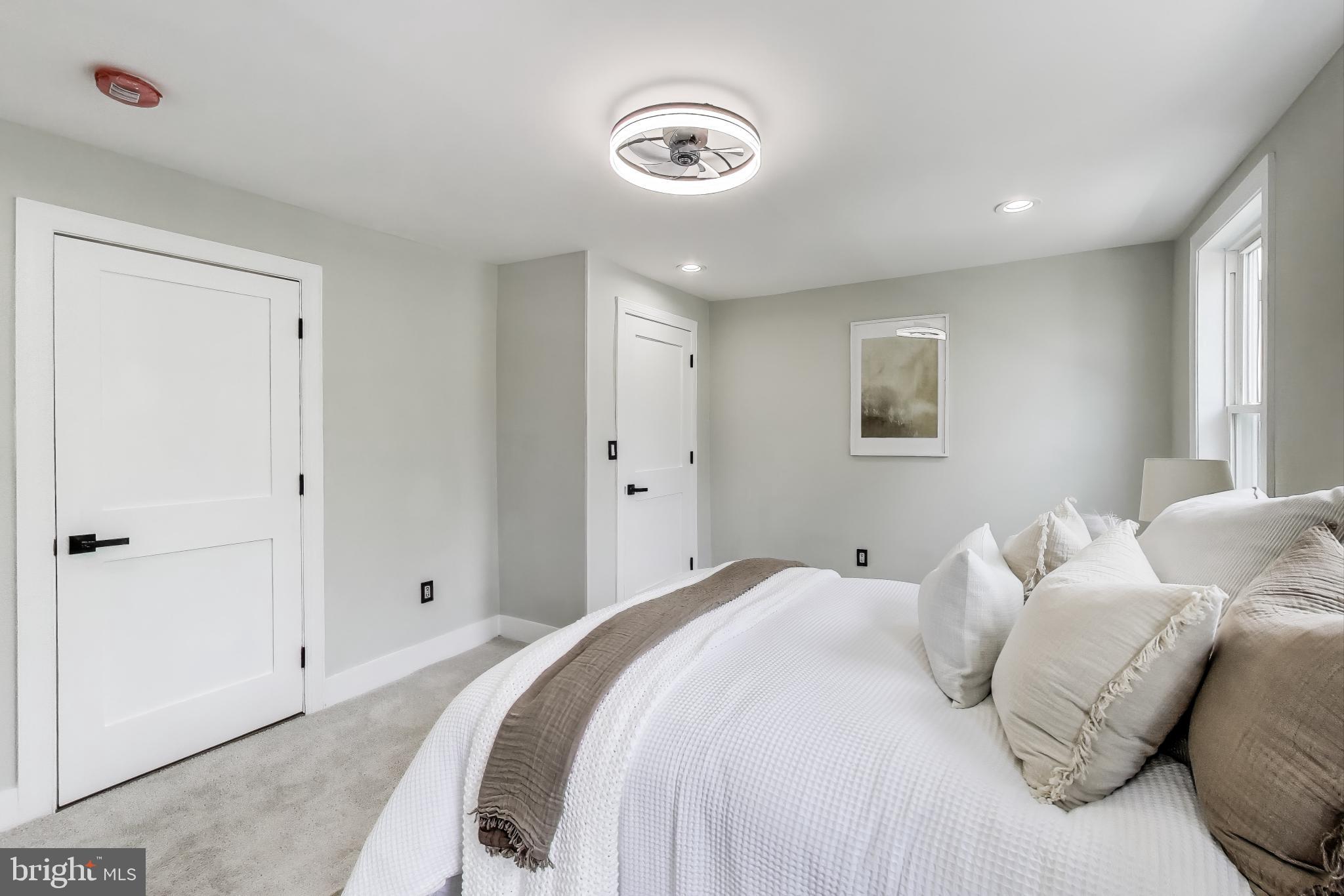 HAMPDEN HISTORIC DISTRICT - Residential