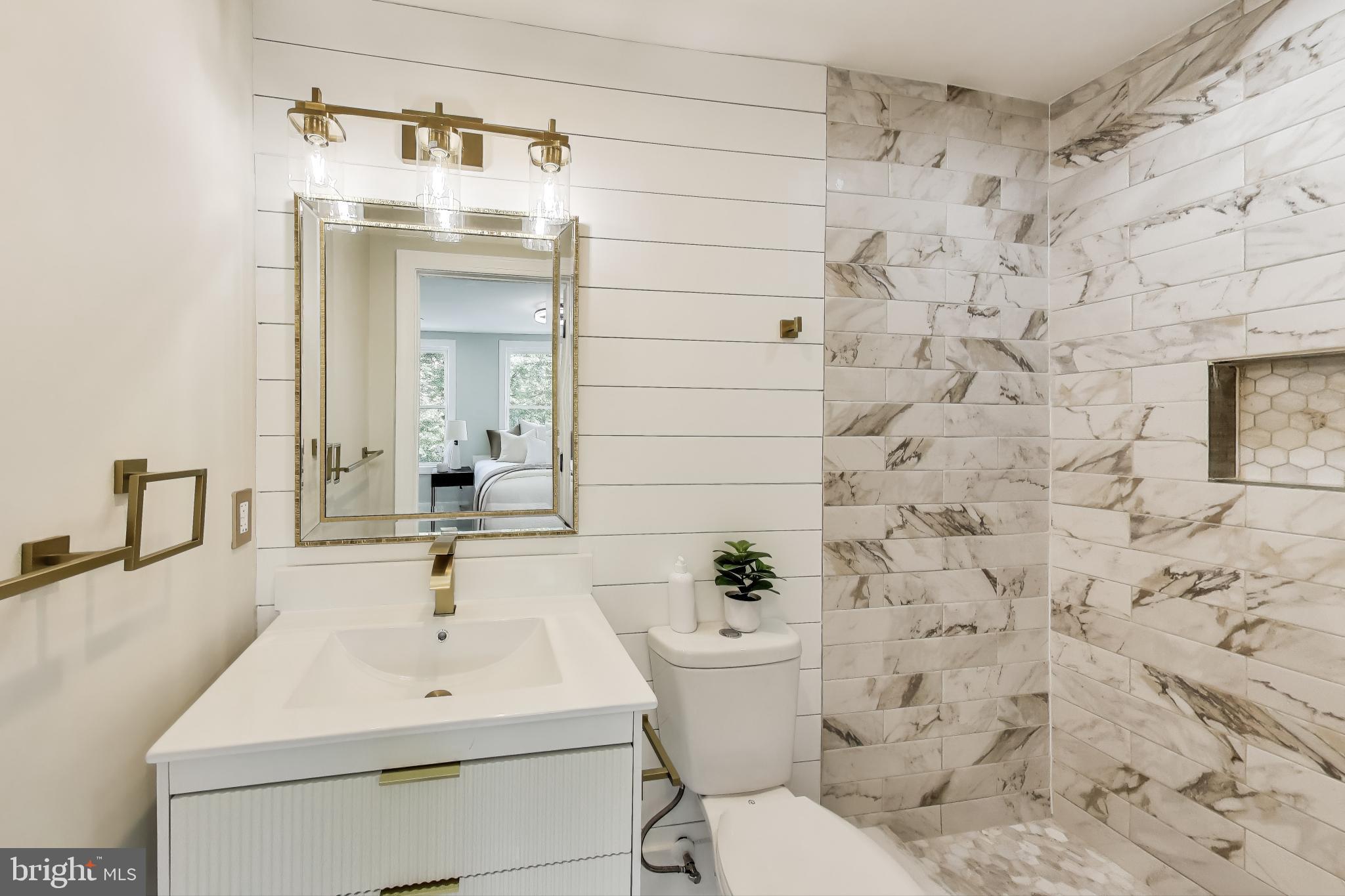 HAMPDEN HISTORIC DISTRICT - Residential