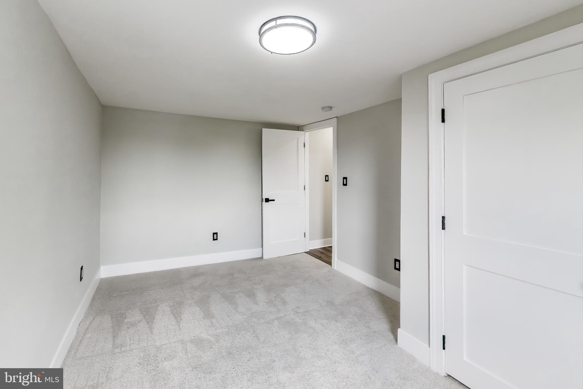 HAMPDEN HISTORIC DISTRICT - Residential