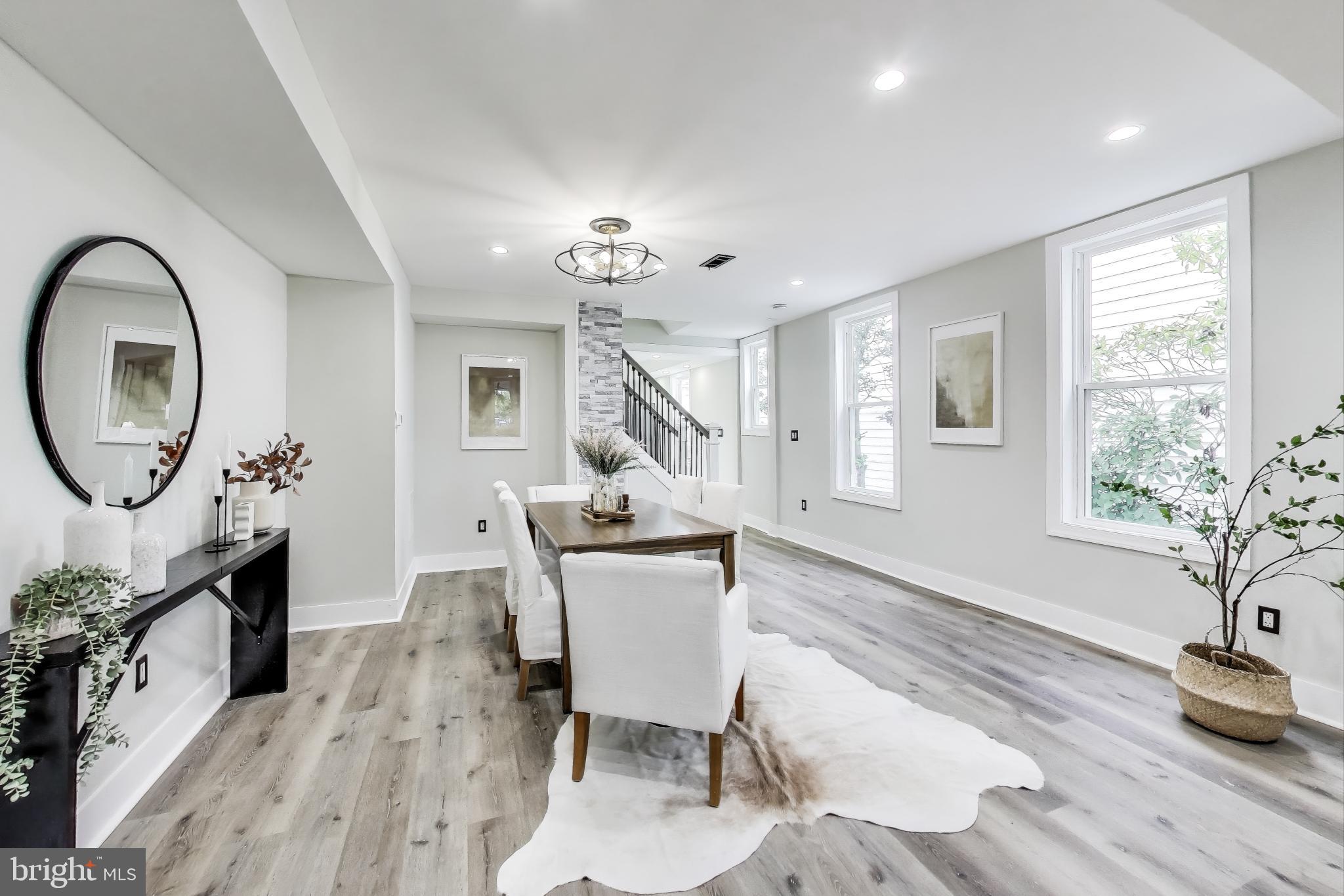 HAMPDEN HISTORIC DISTRICT - Residential