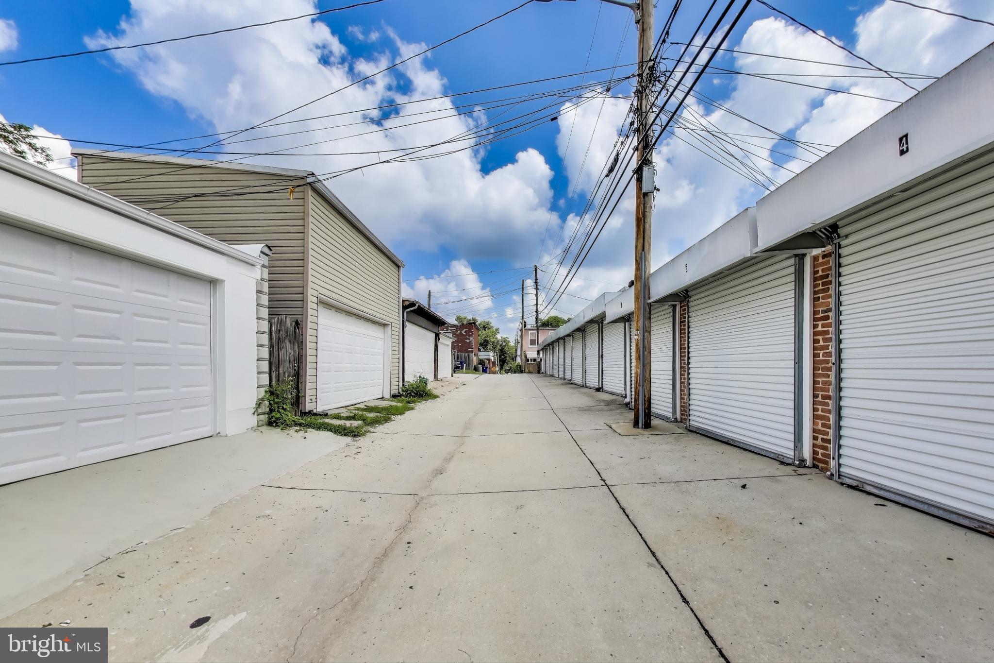 HAMPDEN HISTORIC DISTRICT - Residential