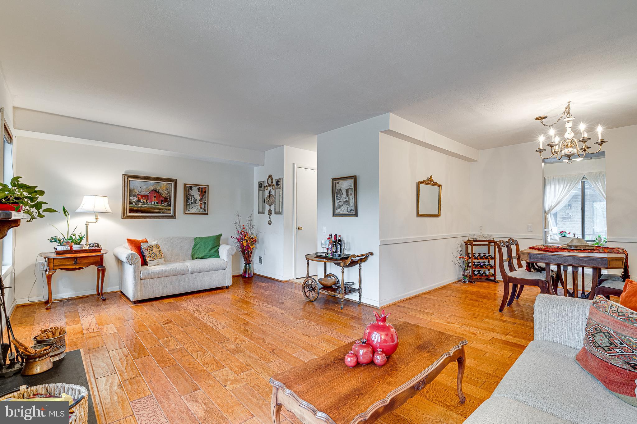 BEVERLY HILLS - Residential