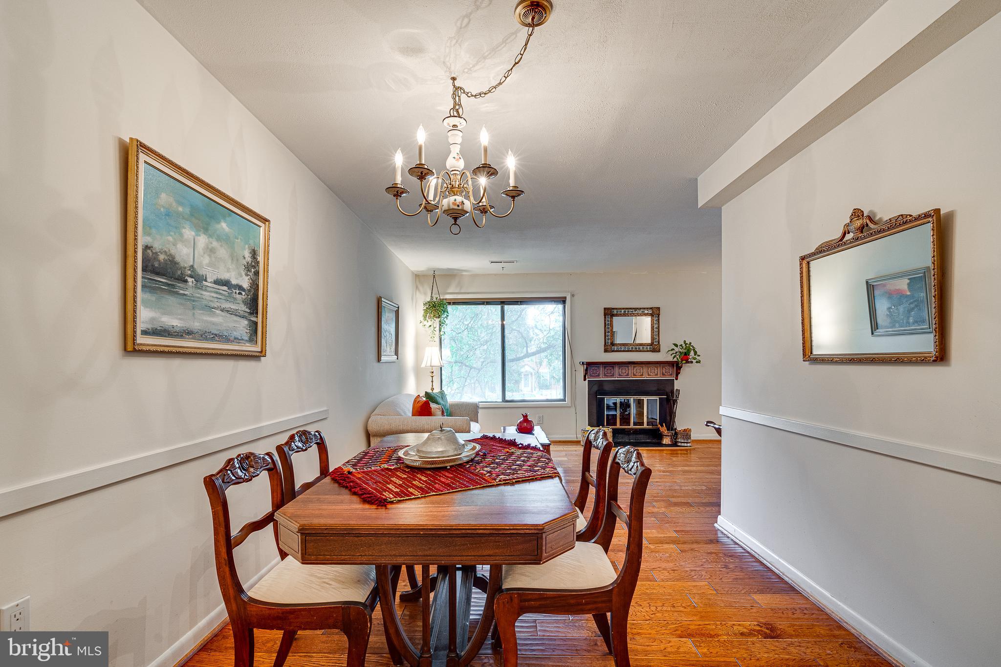 BEVERLY HILLS - Residential