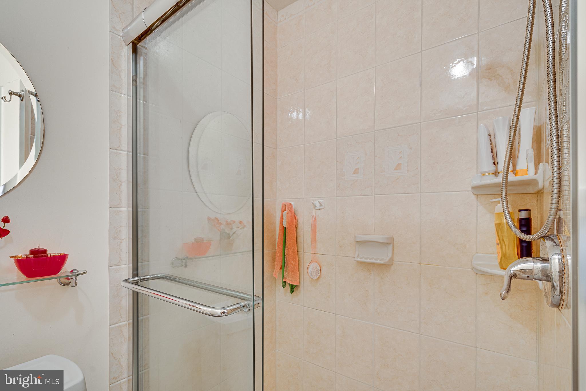 BEVERLY HILLS - Residential