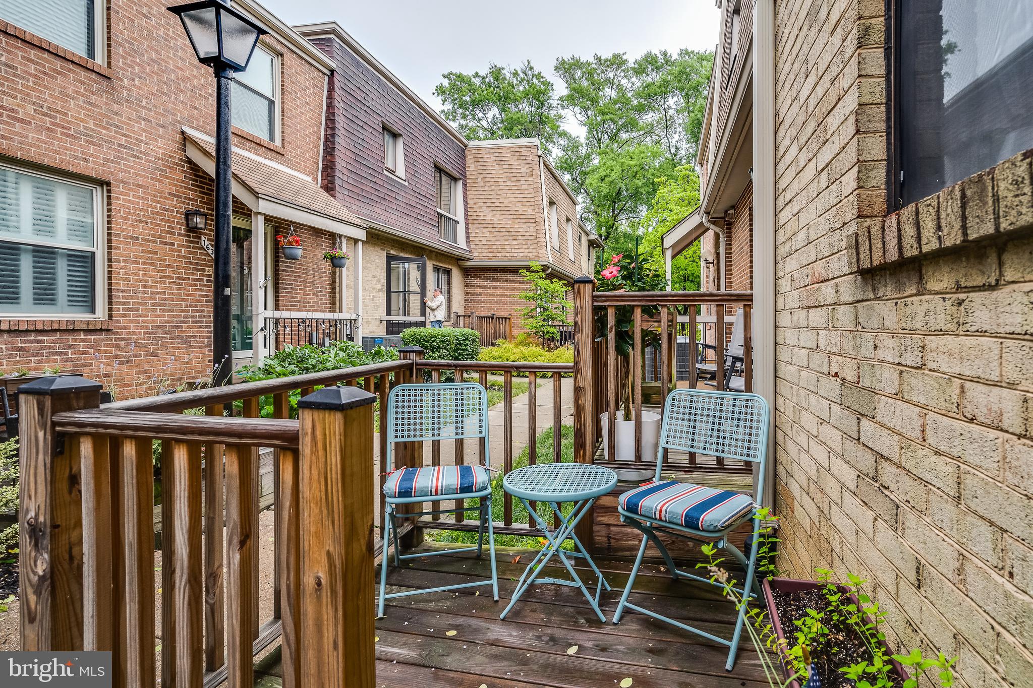 BEVERLY HILLS - Residential