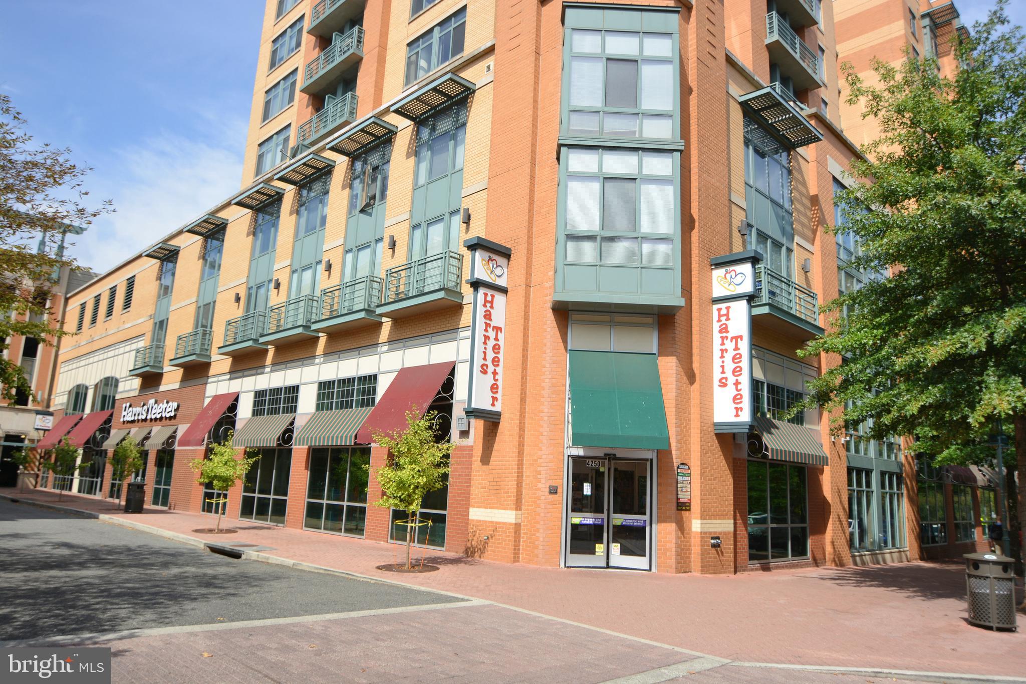 BEVERLY HILLS - Residential