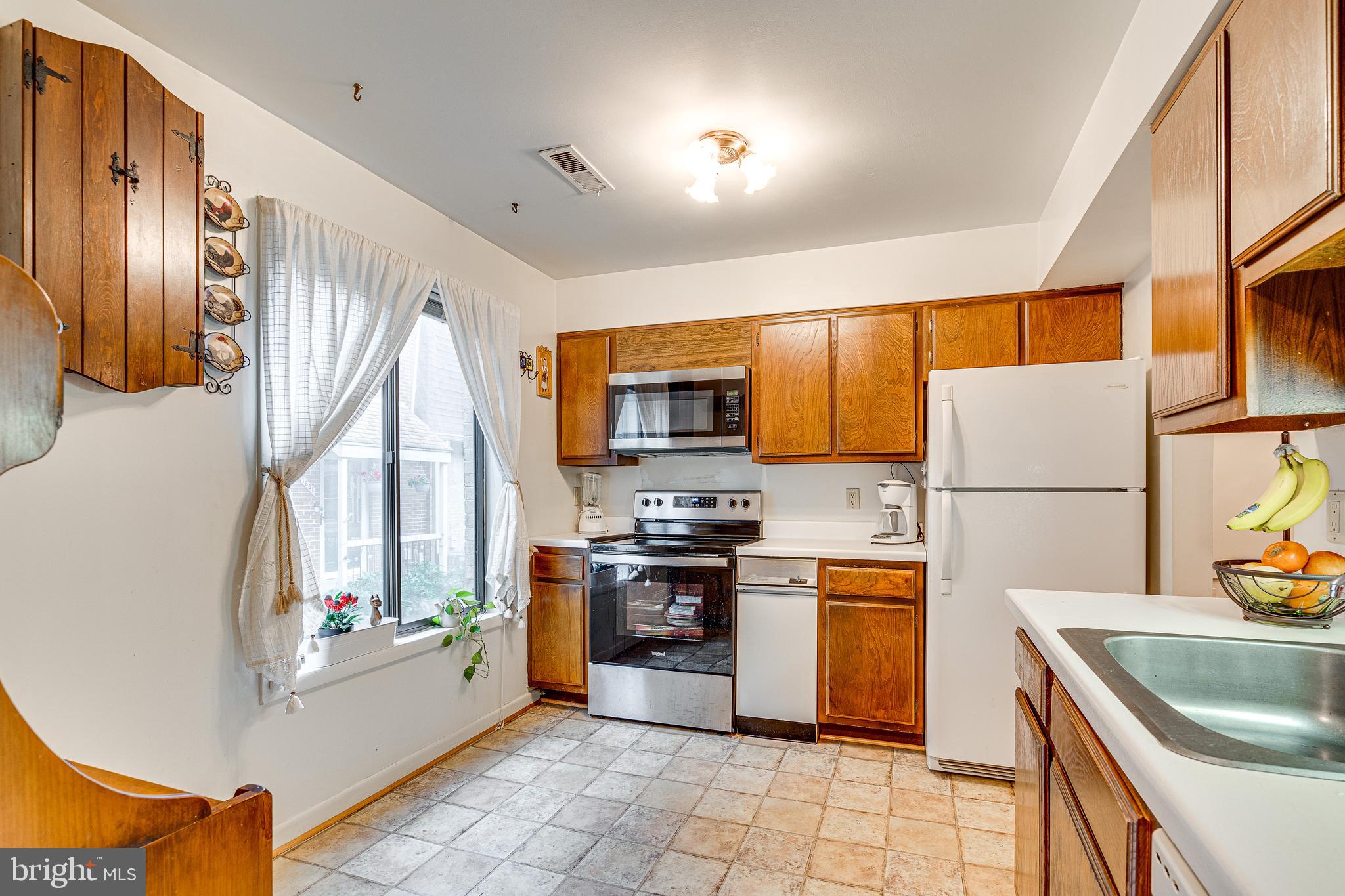 BEVERLY HILLS - Residential