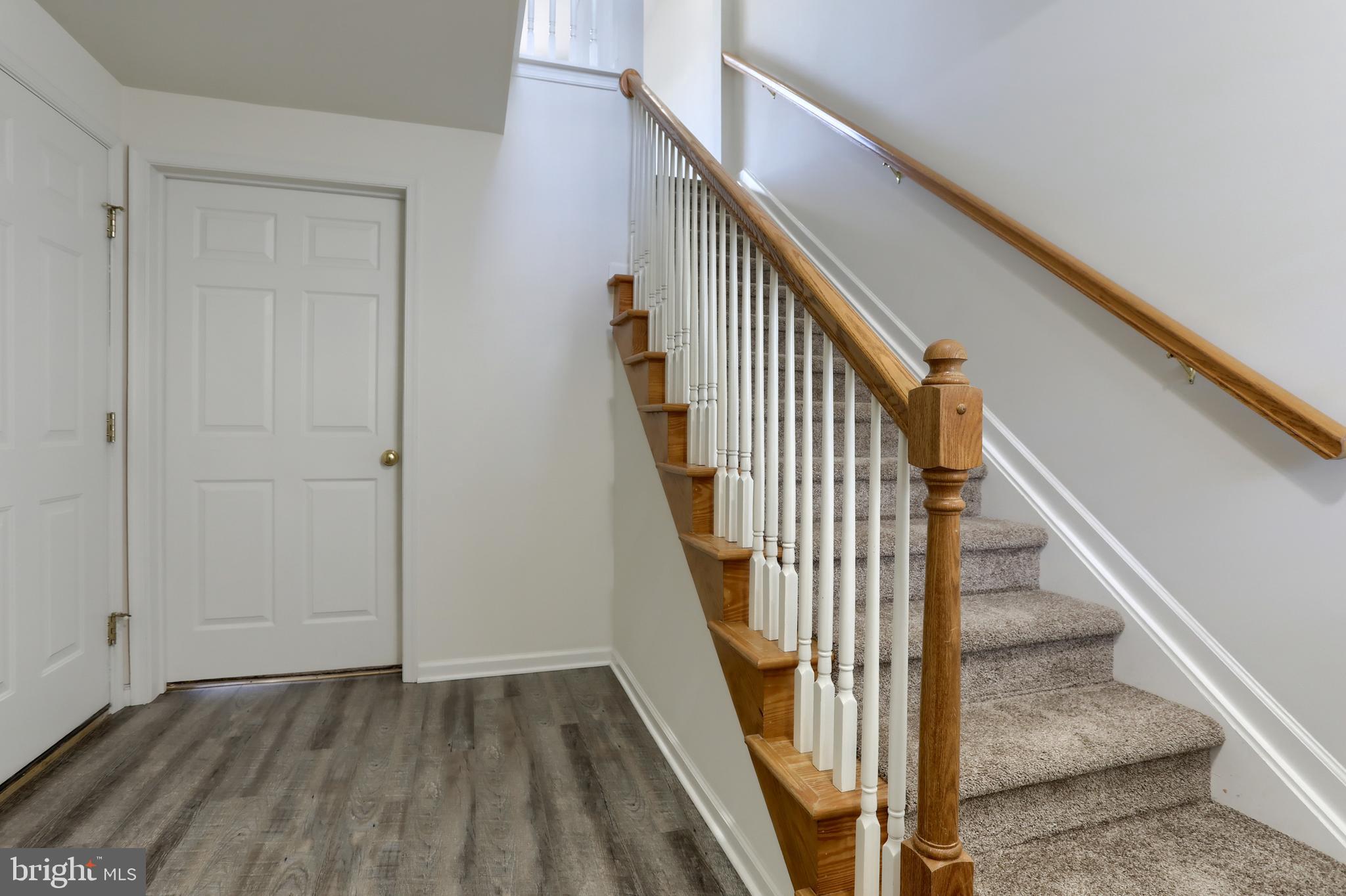2124 AUTUMN COURT