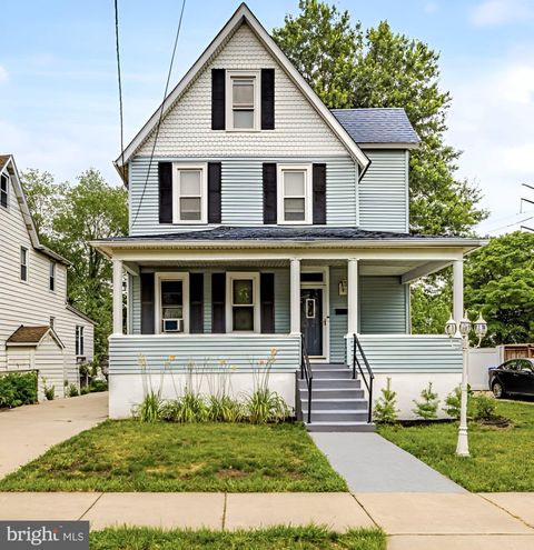 227 W OLIVE STREET WESTVILLE NJ 08093