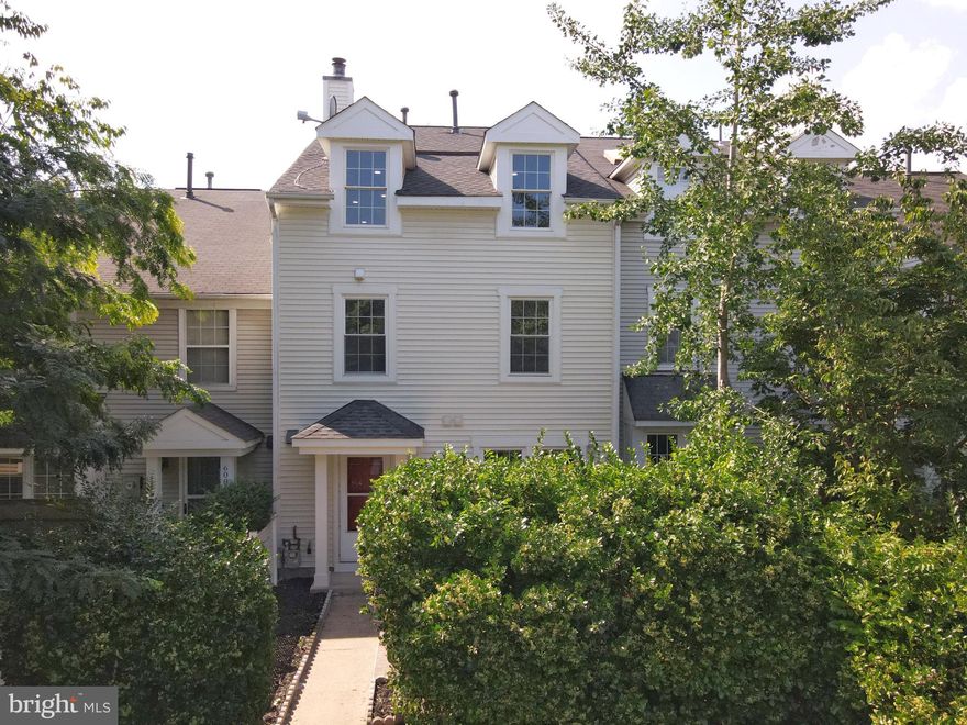 Welcome to this stunning 3-level townhouse located in the highly desirable Newgate community. This beautifully maintained home seamlessly blends modern comfort with timeless charm. The main level showcases an open-concept layout with spacious living, dining, and kitchen areas, all enhanced by attractive hardwood flooring and a convenient powder room. The bright kitchen features a gas stove, stainless steel appliances, and a raised breakfast bar—perfect for everyday living and entertaining.

Freshly painted throughout, the upper levels offer two generous primary suites. The top-level suite includes a cozy fireplace, a large walk-in closet, and a private en-suite bath. The second-level suite features two closets, a dedicated vanity space, a private bath, and a laundry room equipped with a washer and dryer.

Recent updates include: New Refrigerator (2025), New Microwave (2025), Dishwasher (2023), Roof (2017–2018), Water Heater (2021), Washer (2021), Recessed Lighting (2022), Outdoor Motion Lighting (2022), Dimmer and Motion Switches (2022) , New Siding (2024), and a Fully Remodeled Second-Level Bathroom (2024).

Located just minutes from I-66, this home also provides access to fantastic Newgate community amenities, including a pool, tennis and basketball courts, playgrounds, and scenic walking/jogging trails. LOW HOA Fee. HOA covers trash pickup, lawn care, and snow removal. The nearby road complex features a Giant grocery store, Starbucks, Domino's, Truist Bank, Virginia Bagel, and other shops. Plus, there's a Metro commuter bus stop within the community.  This prime location offers the perfect mix of comfort, style, and convenience—ideal for a primary residence or investment opportunity. Don’t miss your chance to call this beautiful townhouse your own!