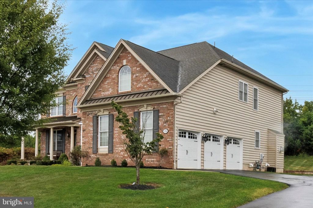 Photo of 124 Bennington Road, PHOENIXVILLE, PA 19460 (MLS # PAMC2154514)