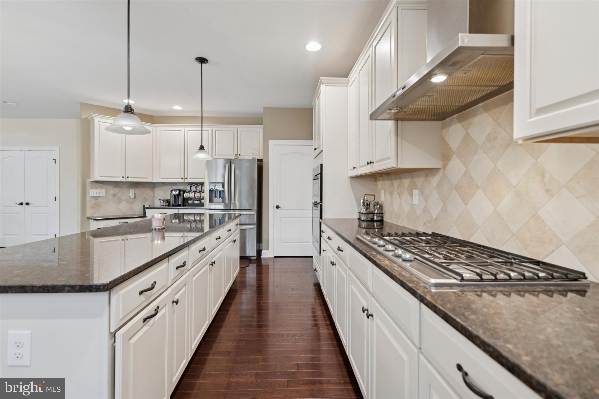 RIVERSIDE AT PROV - Residential