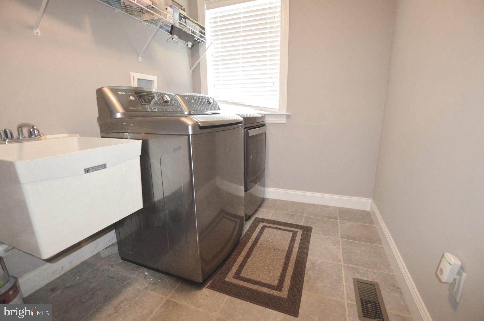 RIVERSIDE AT PROV - Residential