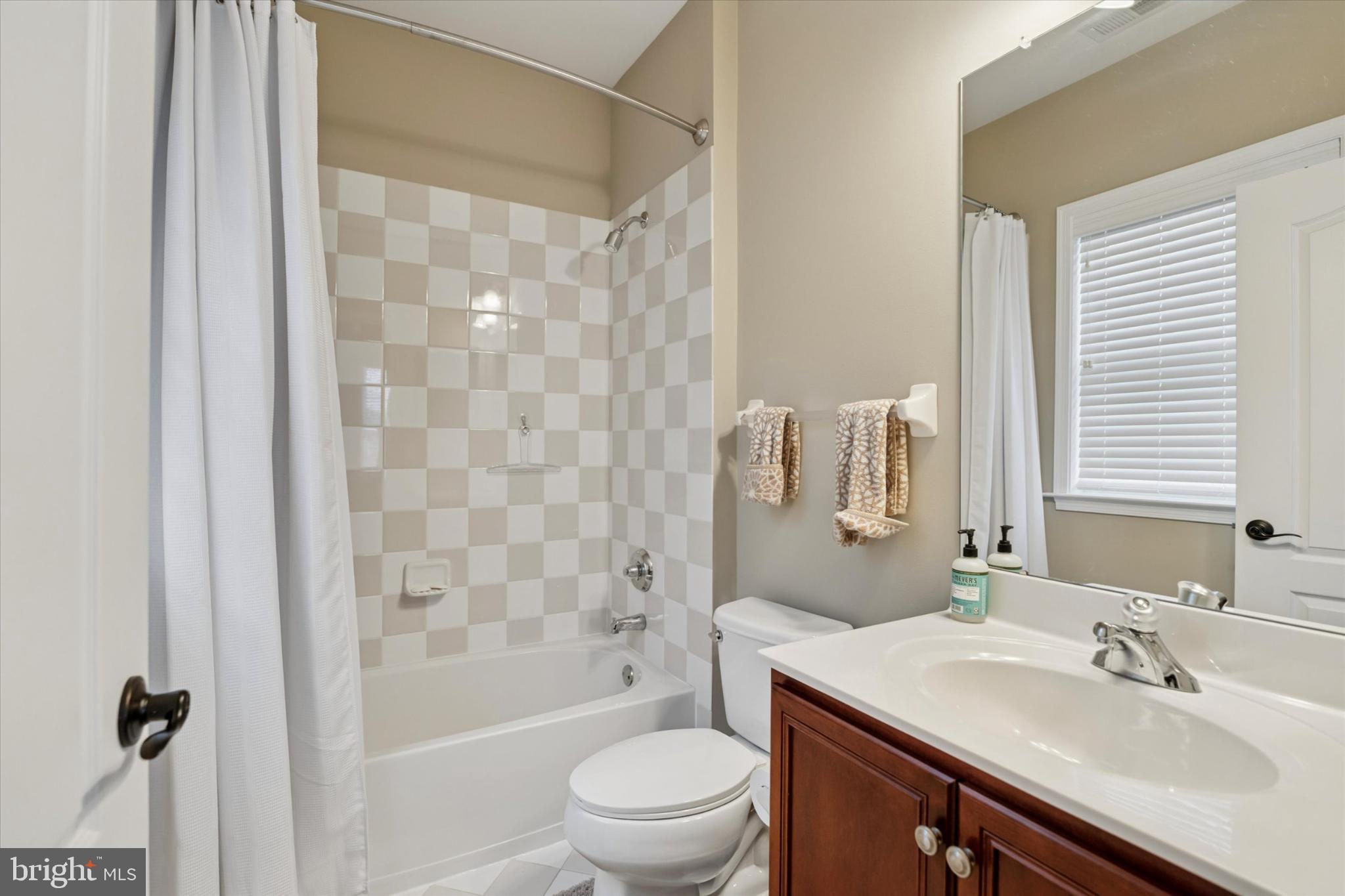 RIVERSIDE AT PROV - Residential