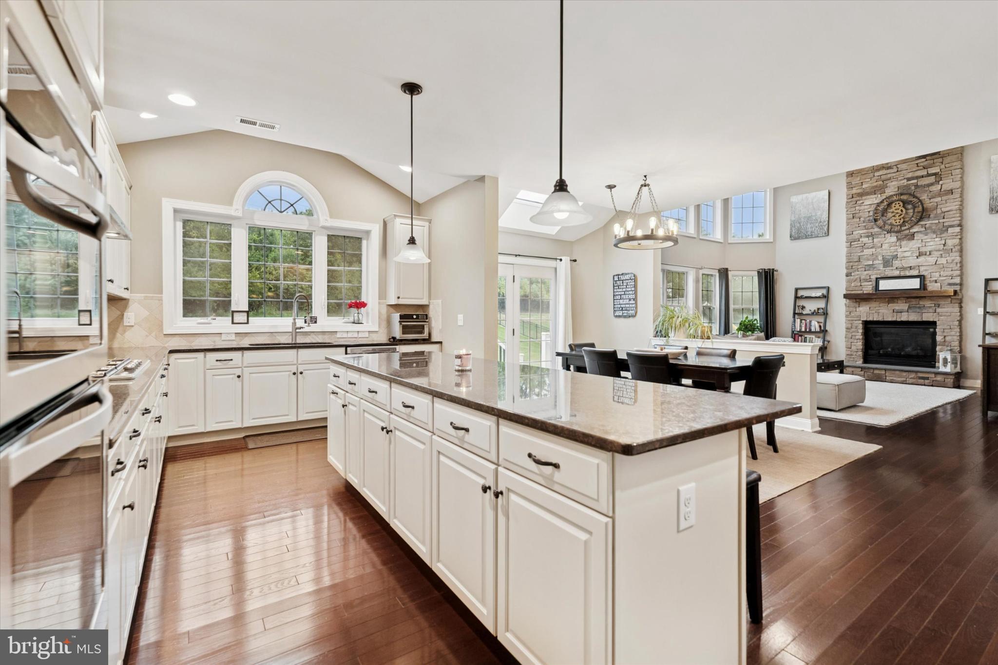 RIVERSIDE AT PROV - Residential