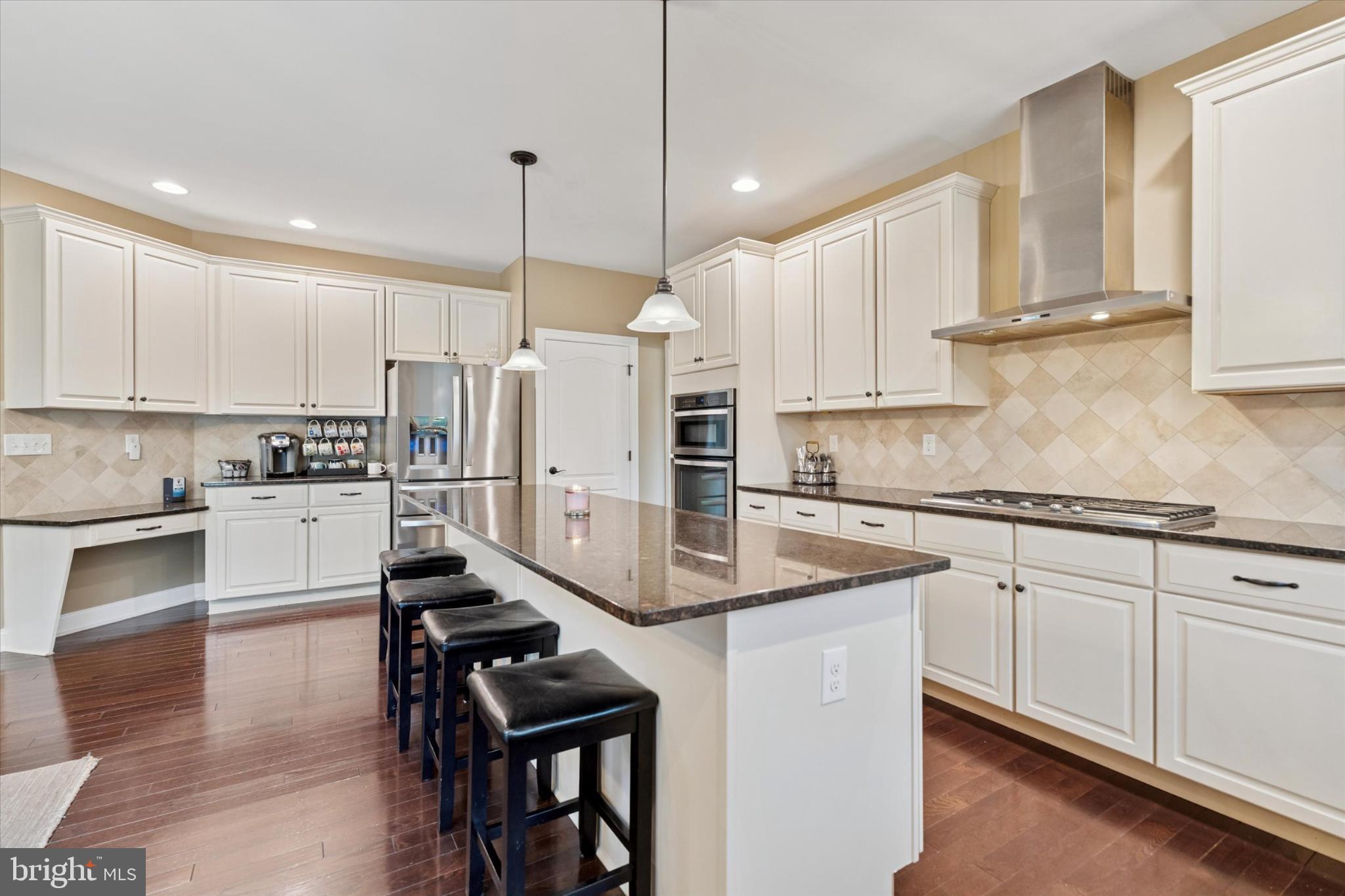 RIVERSIDE AT PROV - Residential