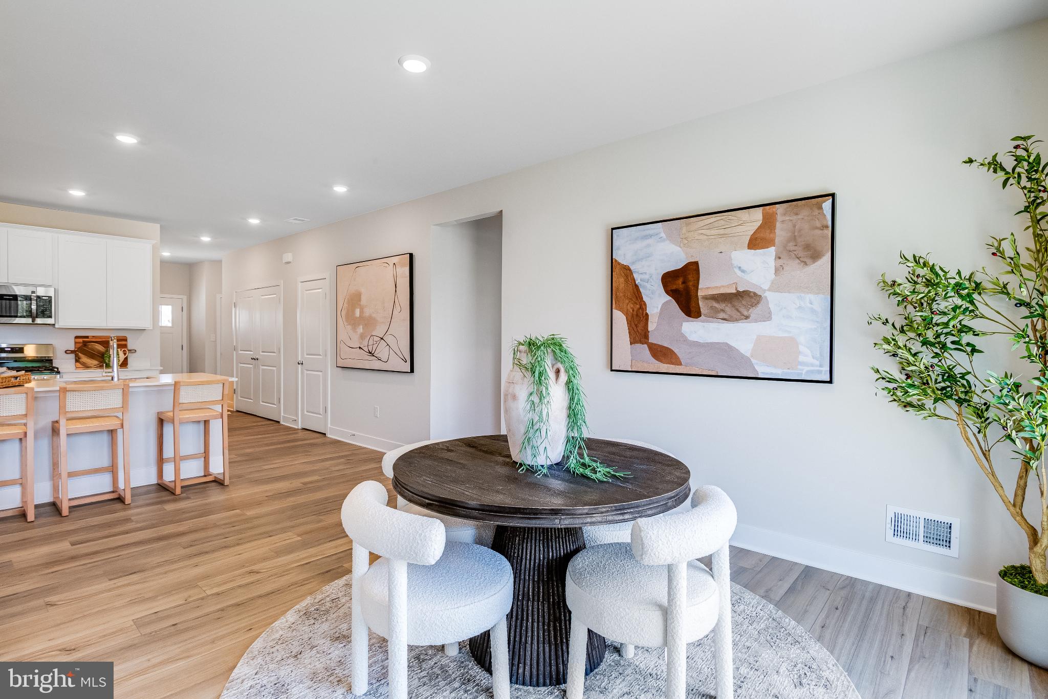FOREST LANDING - ELLENDALE - Residential