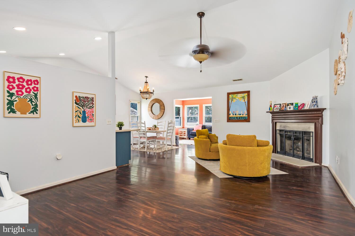 QUEENSTOWN VILLAGE - Residential Lease