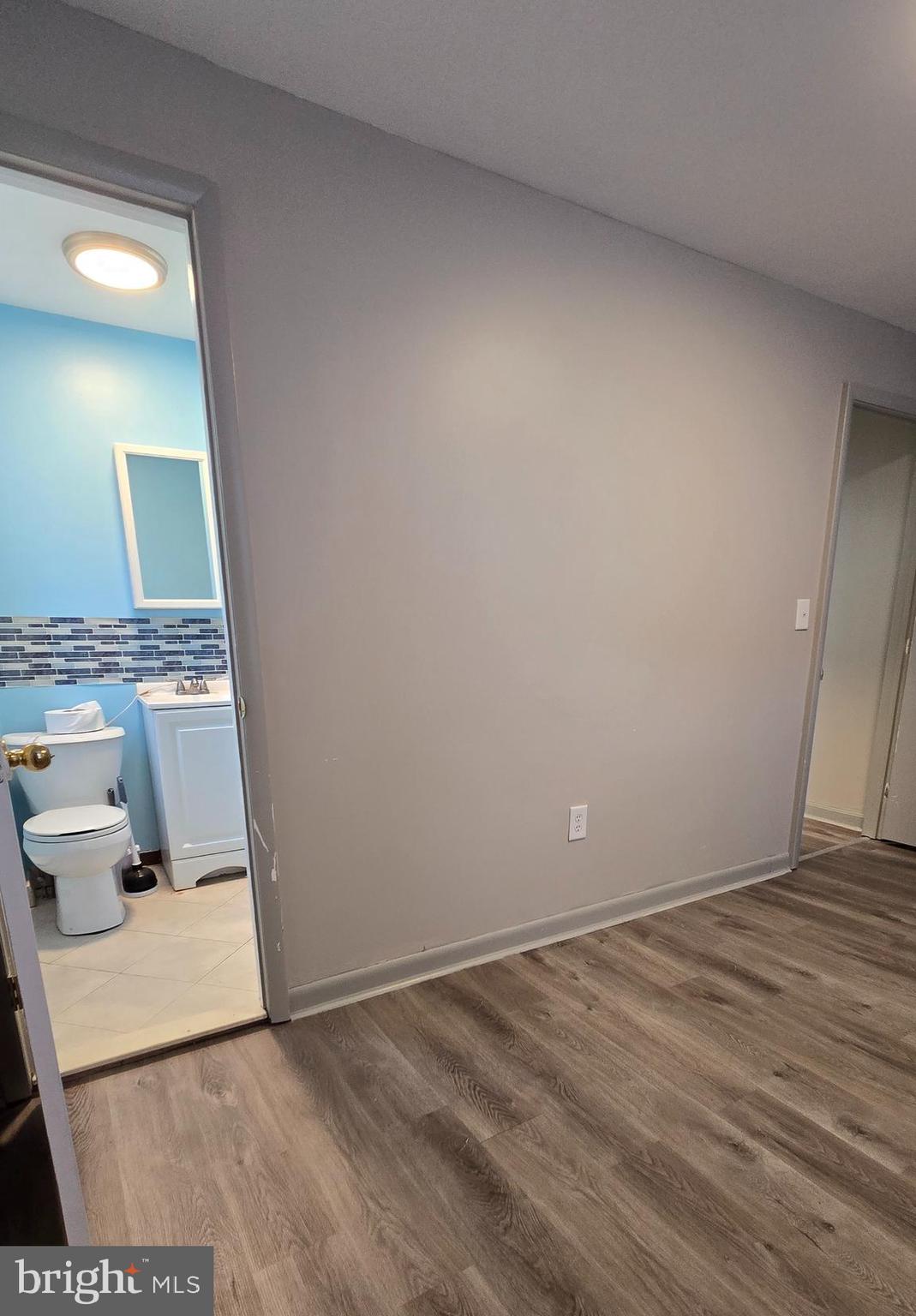 MANAYUNK - Residential Lease