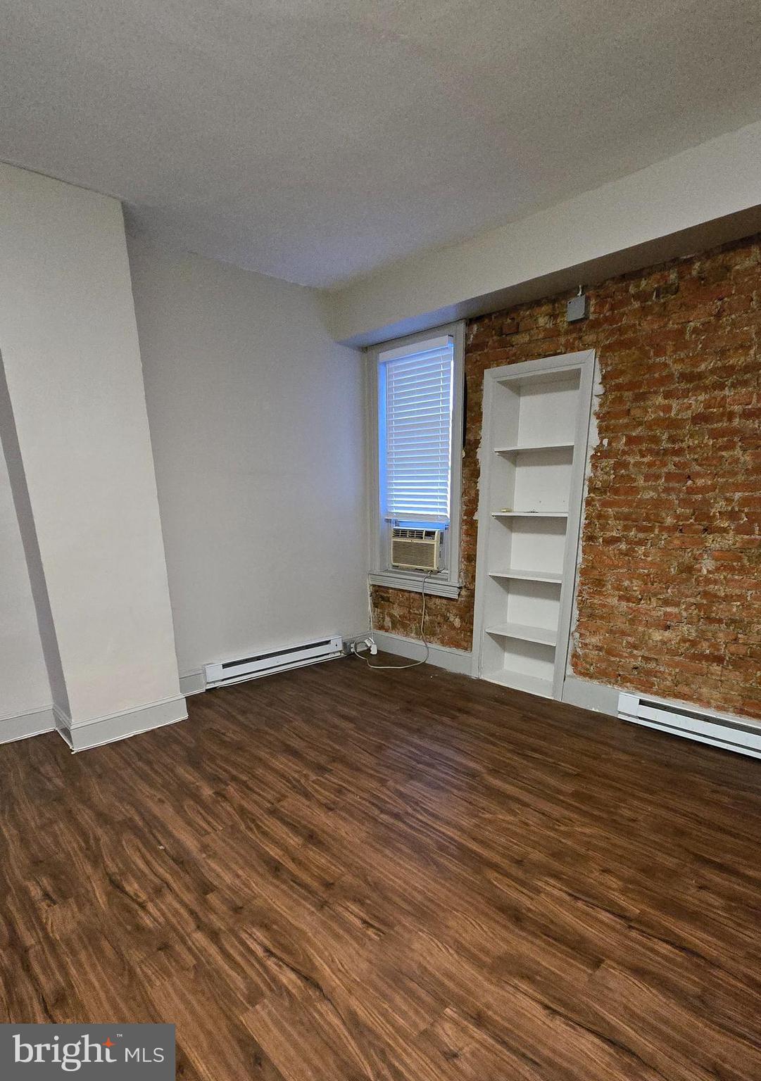 MANAYUNK - Residential Lease