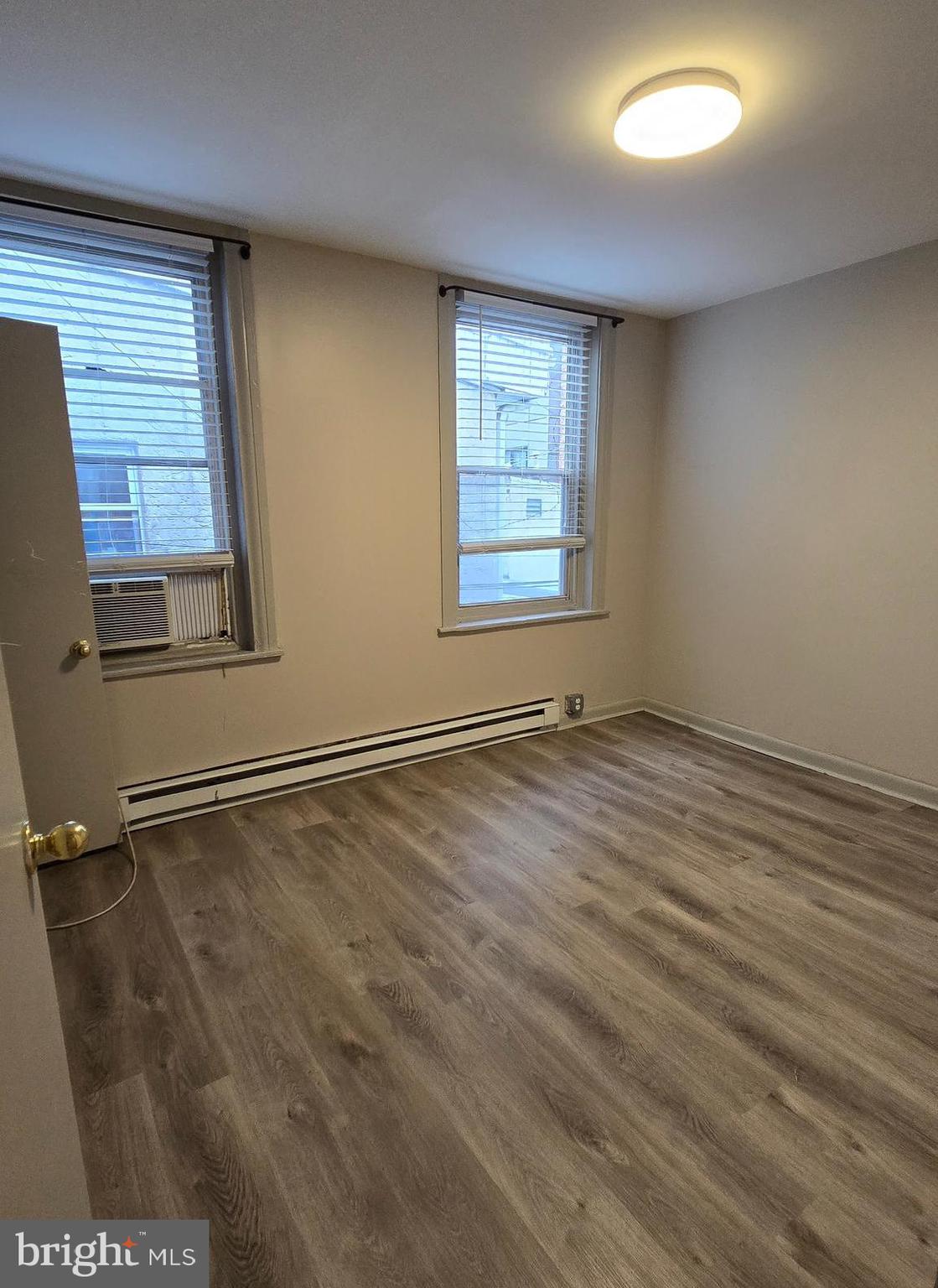 MANAYUNK - Residential Lease