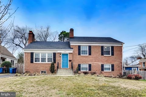 6102 FOX HILL STREET SPRINGFIELD VA 22150