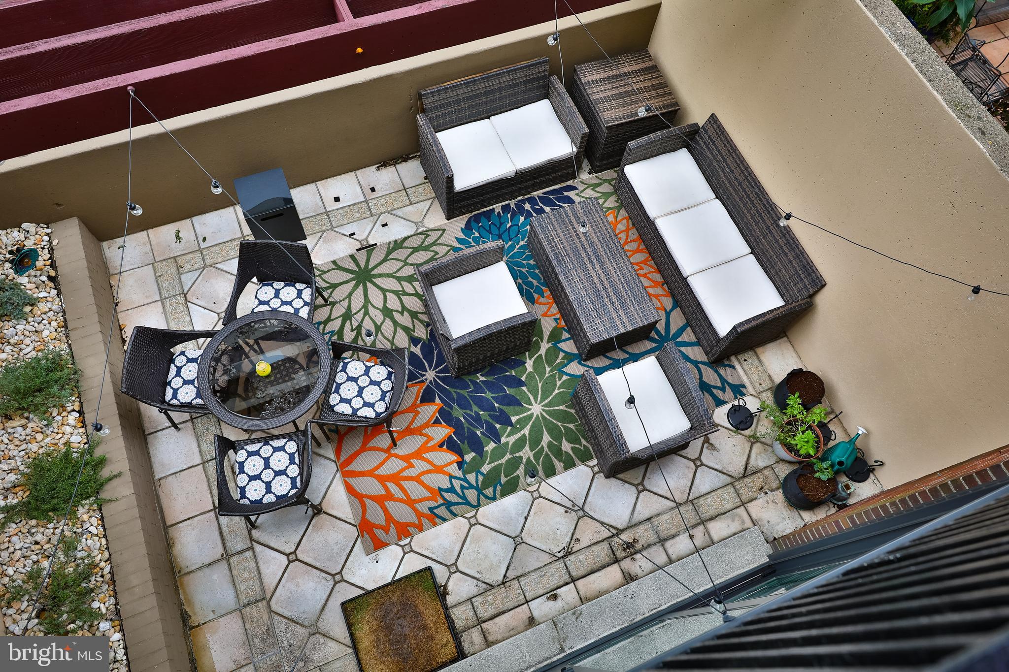 WASHINGTON SQ - Residential