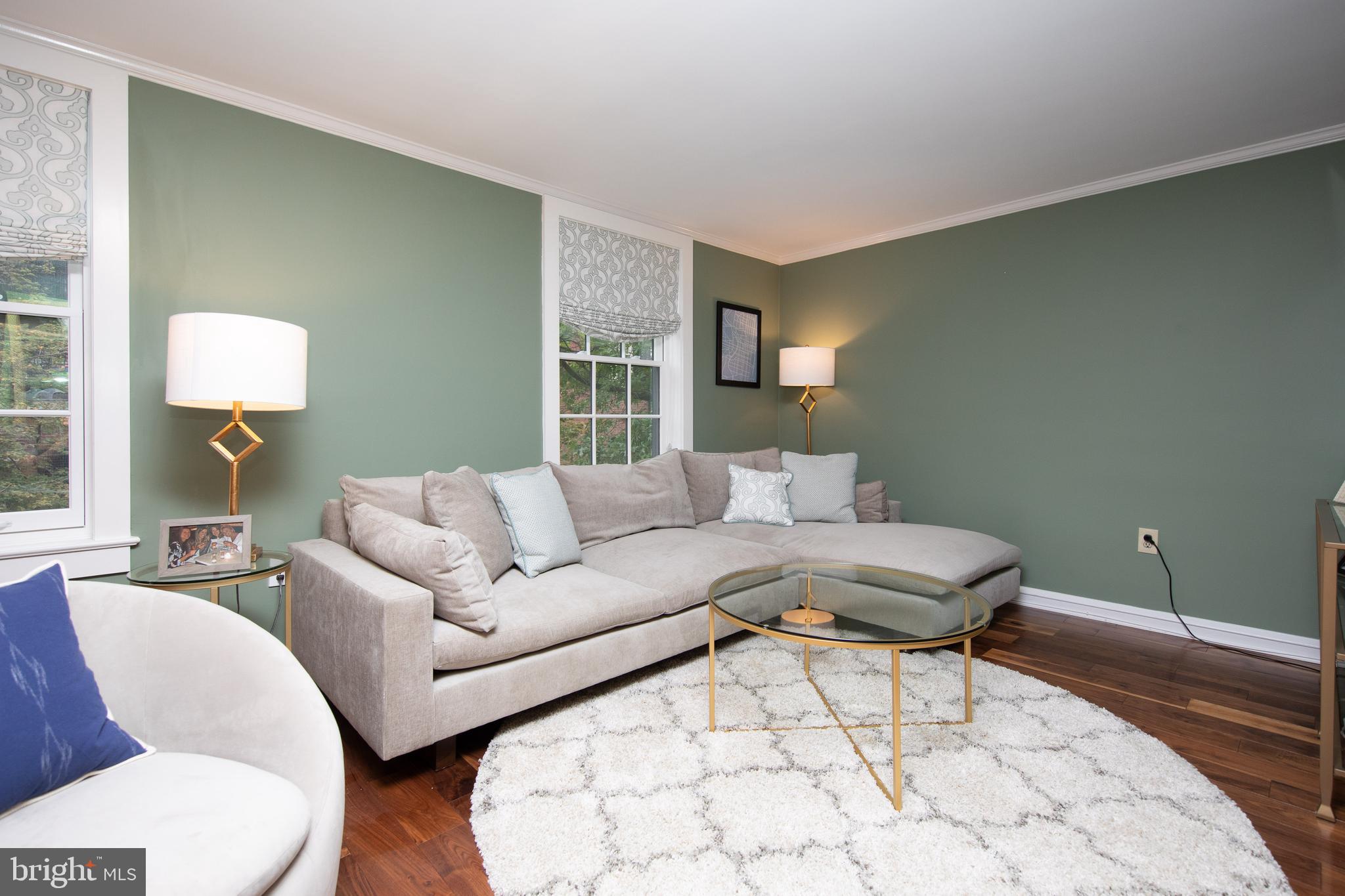 WASHINGTON SQ - Residential