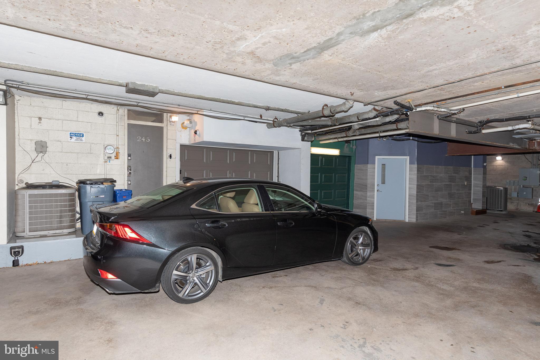 WASHINGTON SQ - Residential