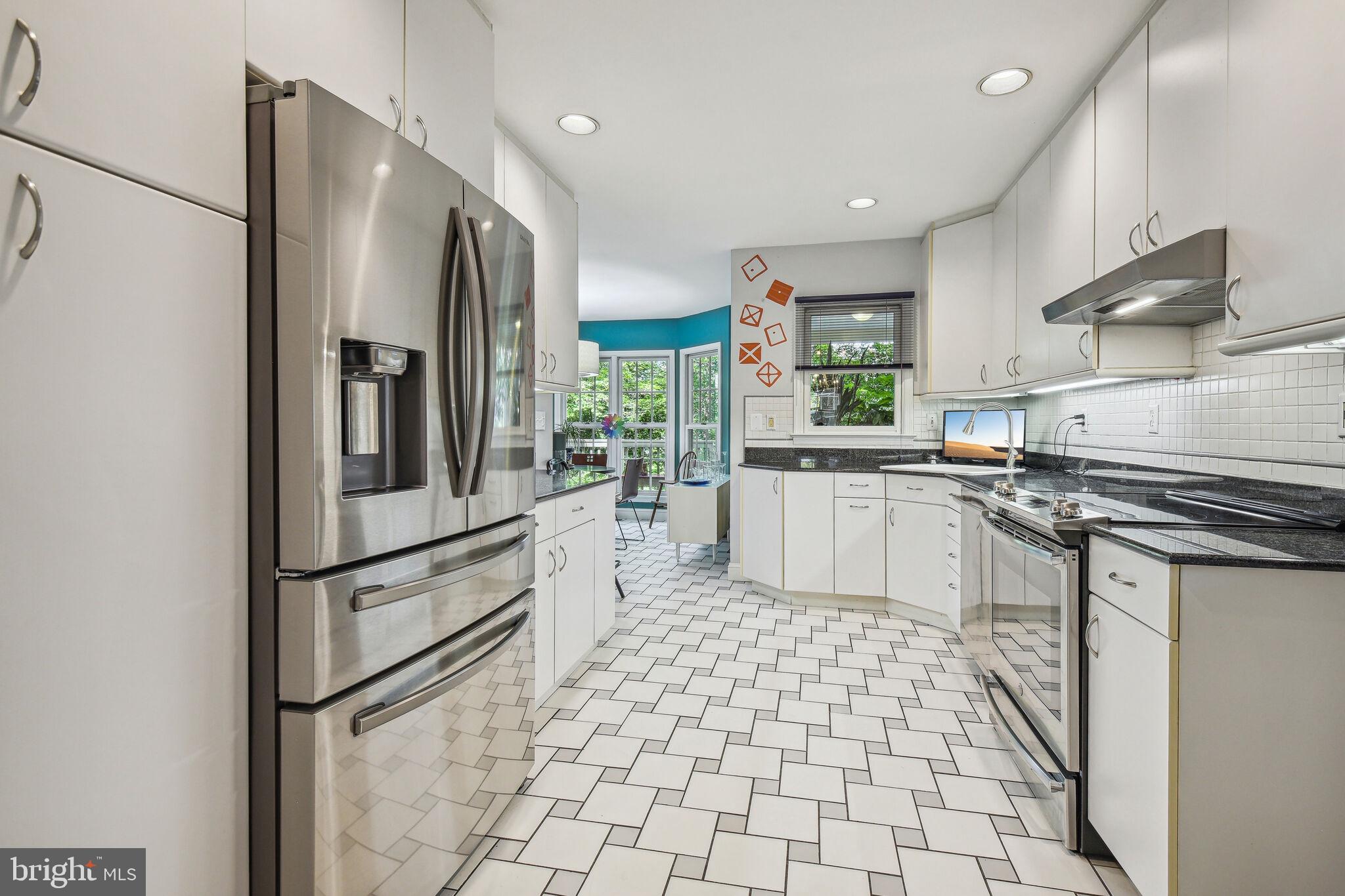 BATTERY PARK HILLS - Residential