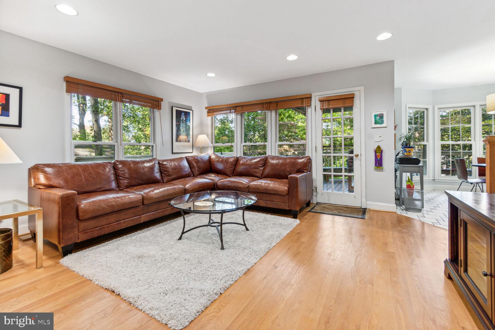 BATTERY PARK HILLS - Residential