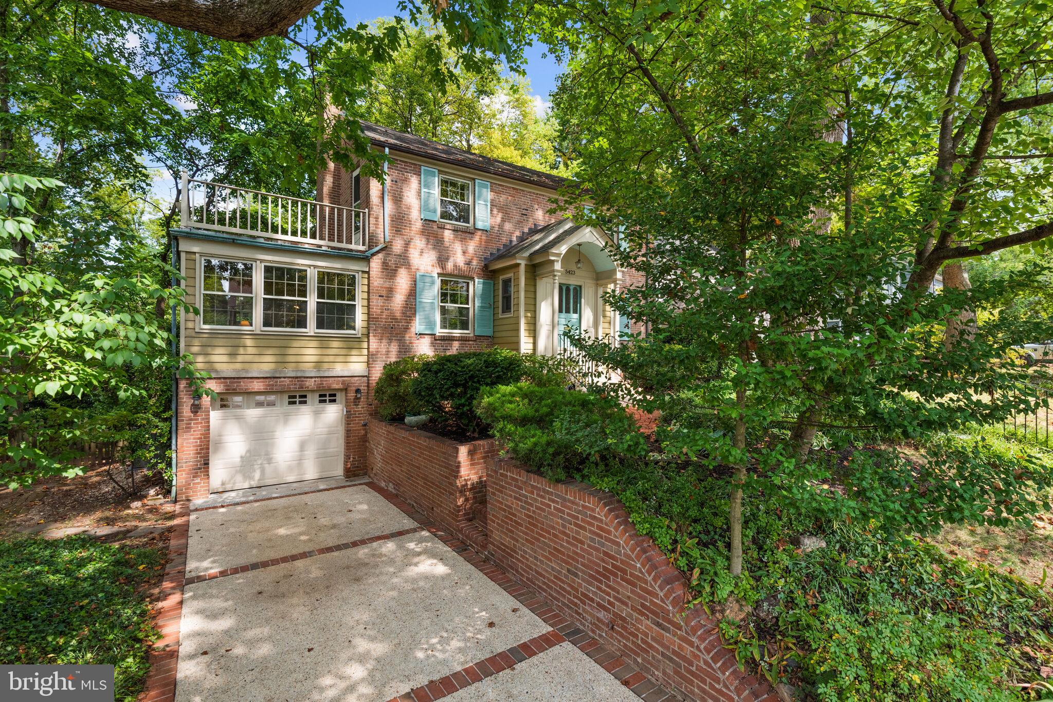 BATTERY PARK HILLS - Residential