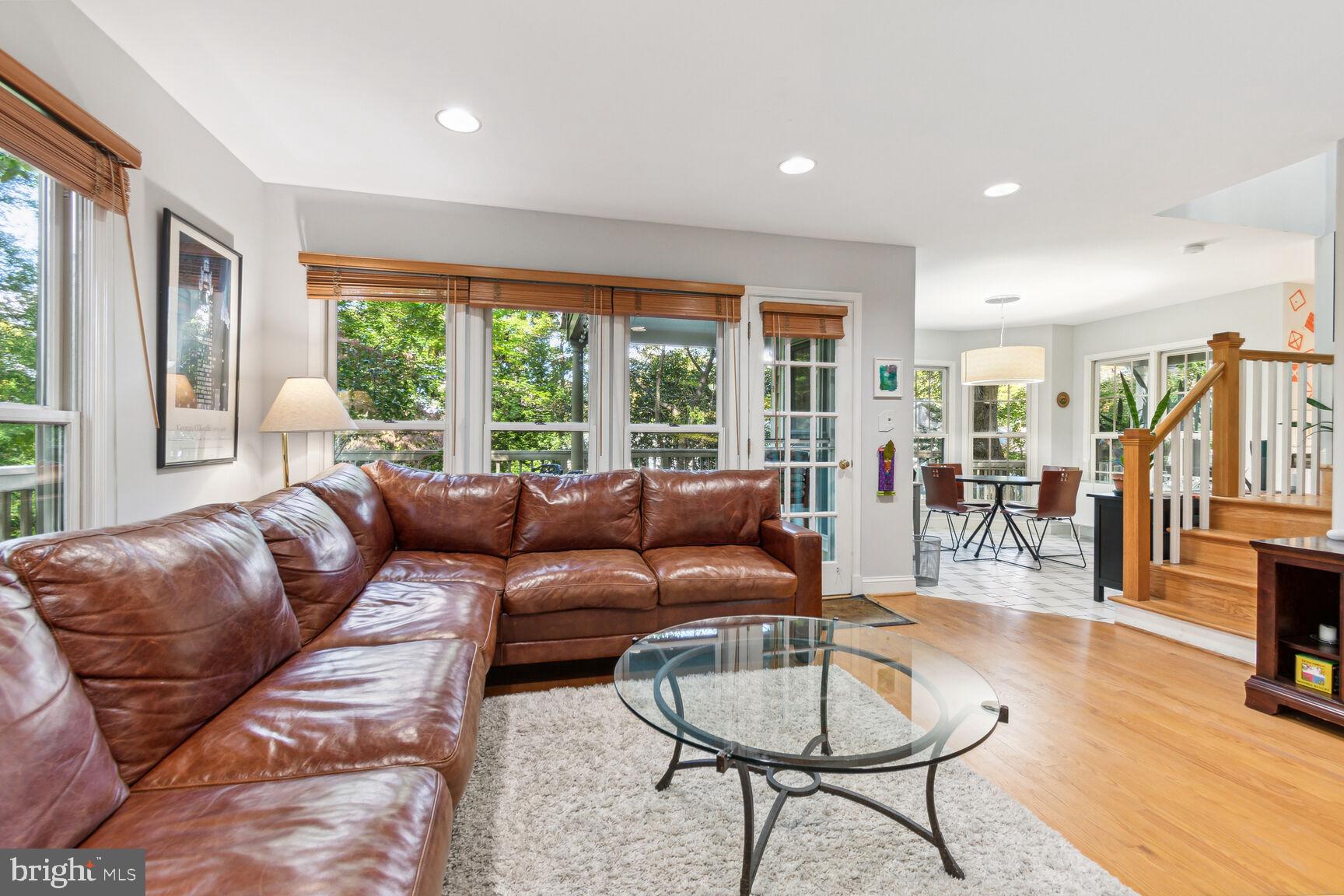 BATTERY PARK HILLS - Residential