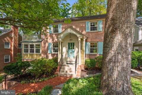 Photo of 5423 Harwood Road, Bethesda, MD 20814 (MLS # MDMC2106896) Photo of 5423 Harwood Road, Bethesda, MD 20814 (MLS # MDMC2106896)