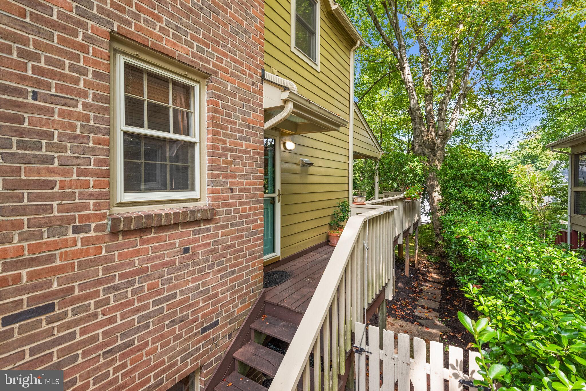 BATTERY PARK HILLS - Residential