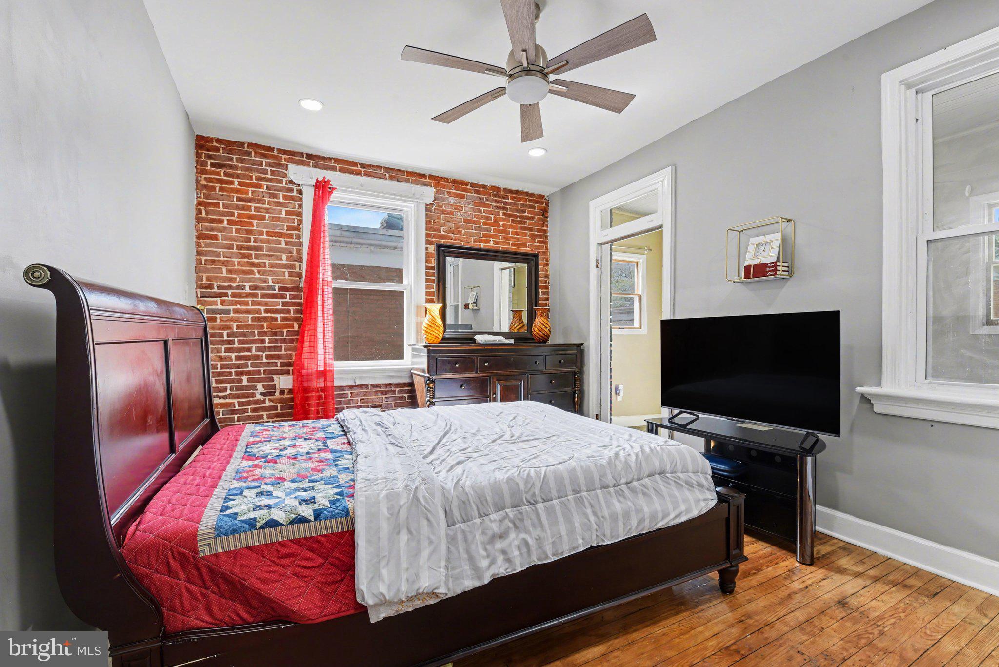 HARRISBURG CITY - Residential