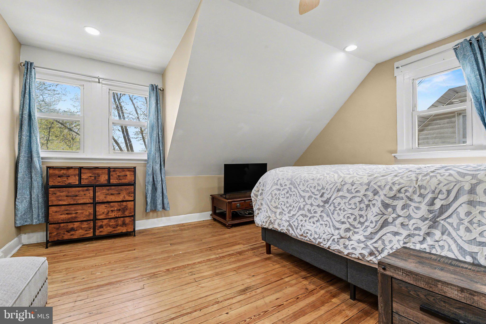 HARRISBURG CITY - Residential