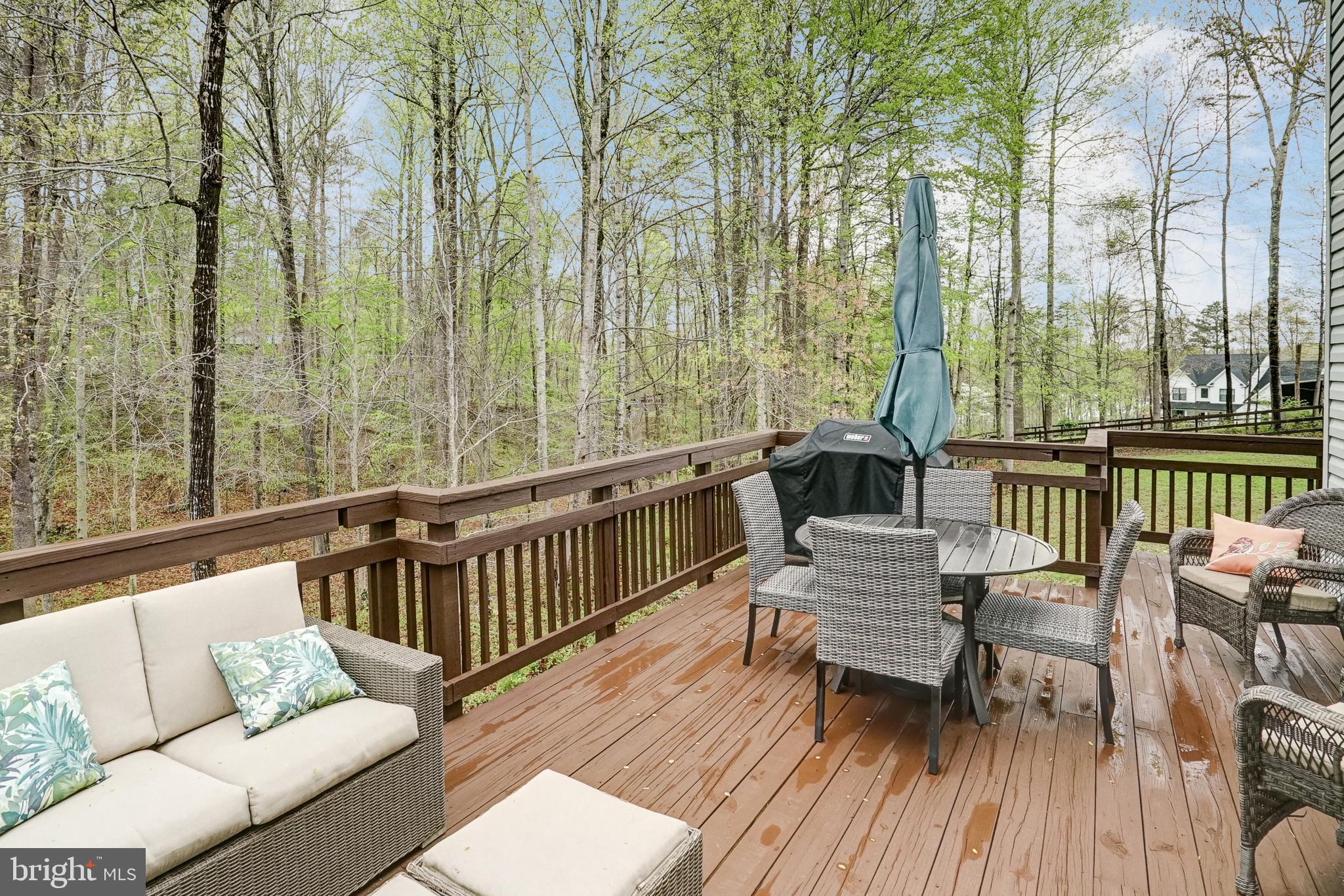 ROLLING WOODS - Residential