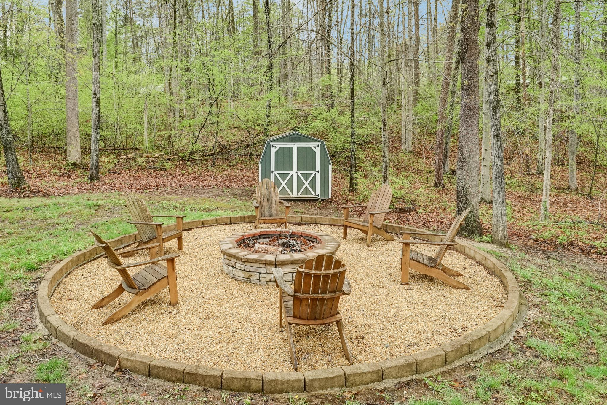 ROLLING WOODS - Residential