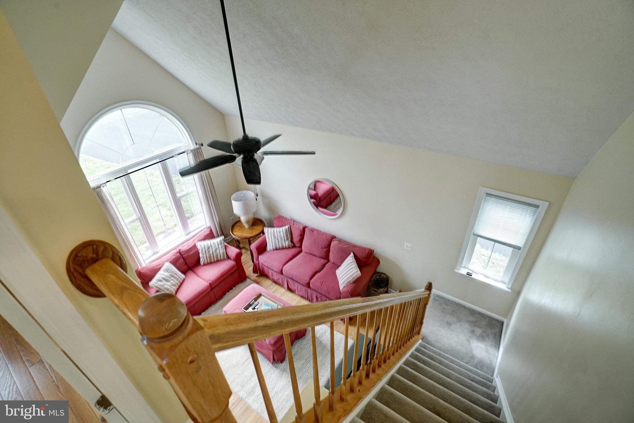 ROLLING WOODS - Residential