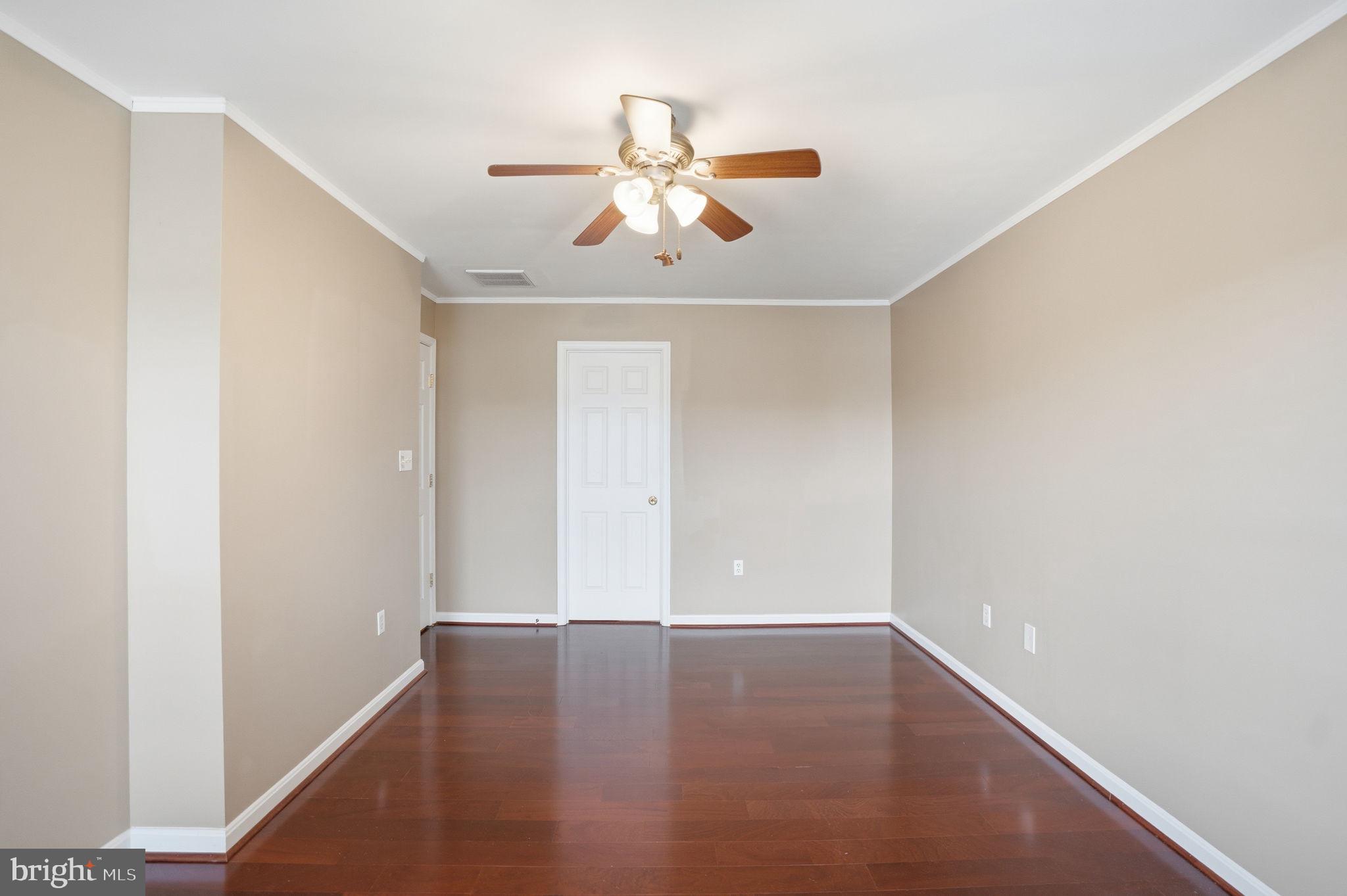 WHISPERING HILLS - Residential