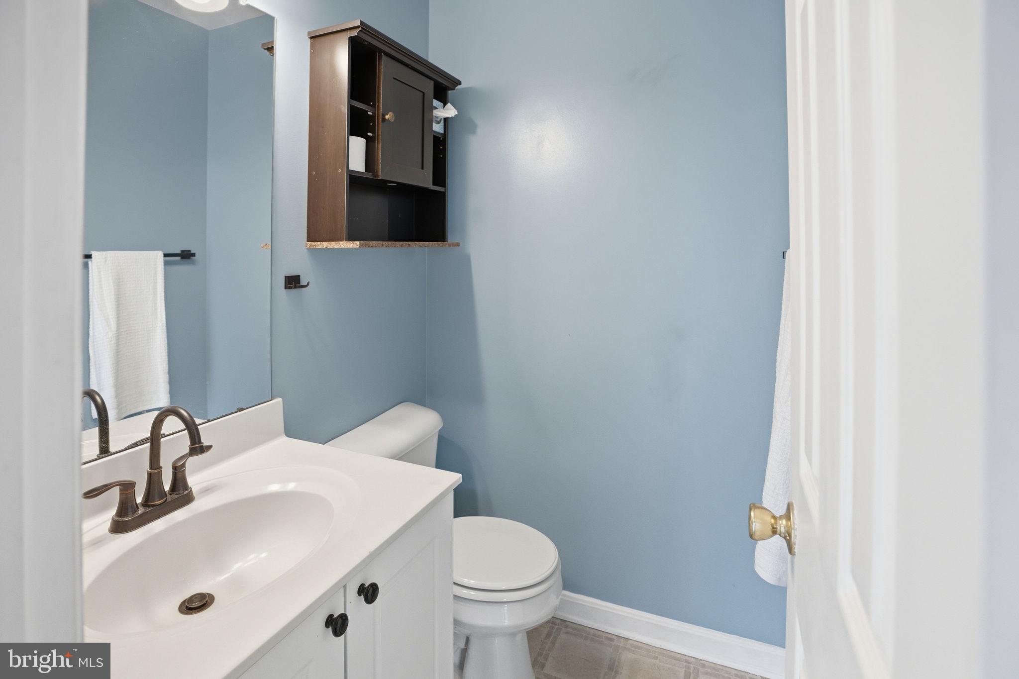 WHISPERING HILLS - Residential