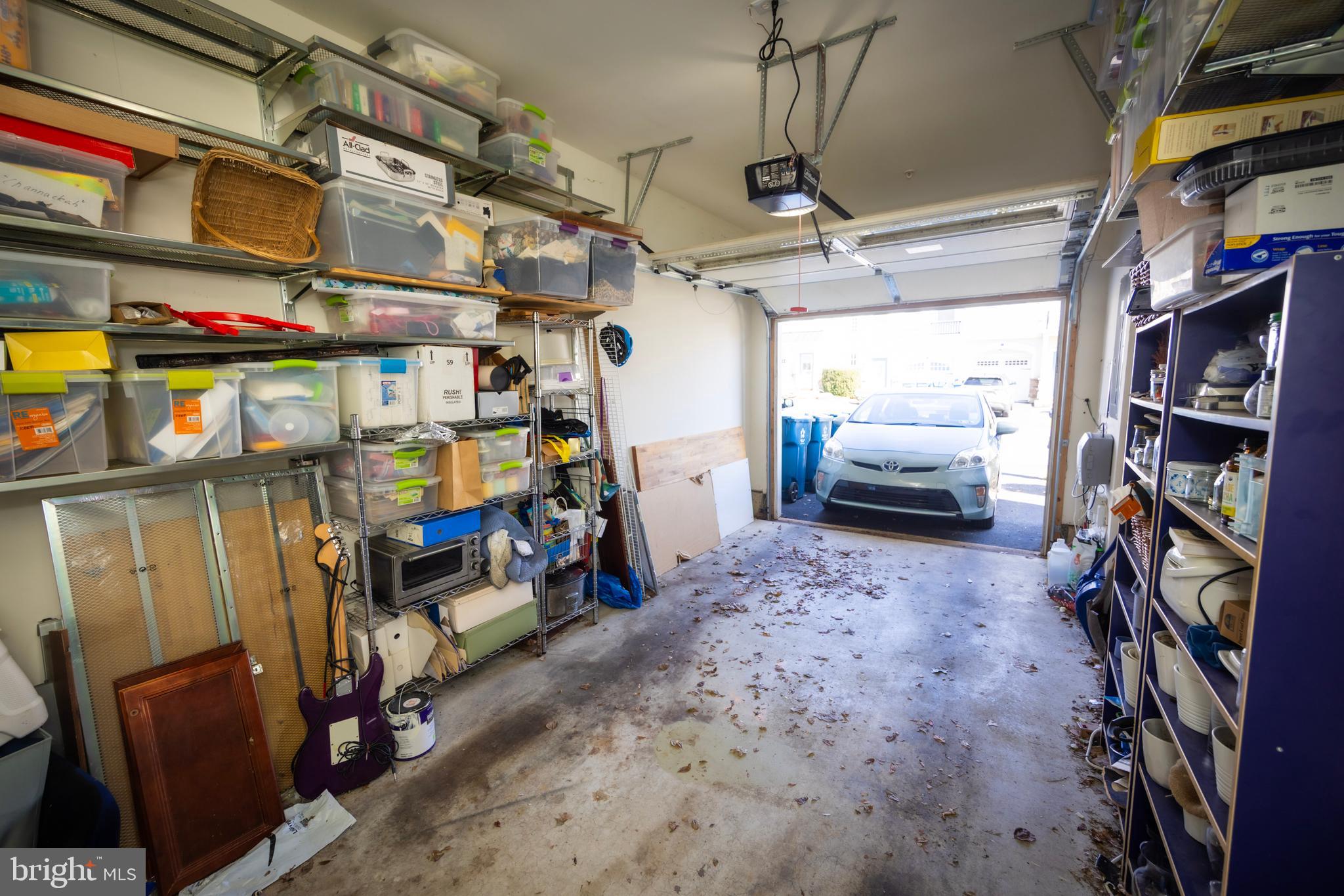 WYNGATE TOWNHOMES - Residential