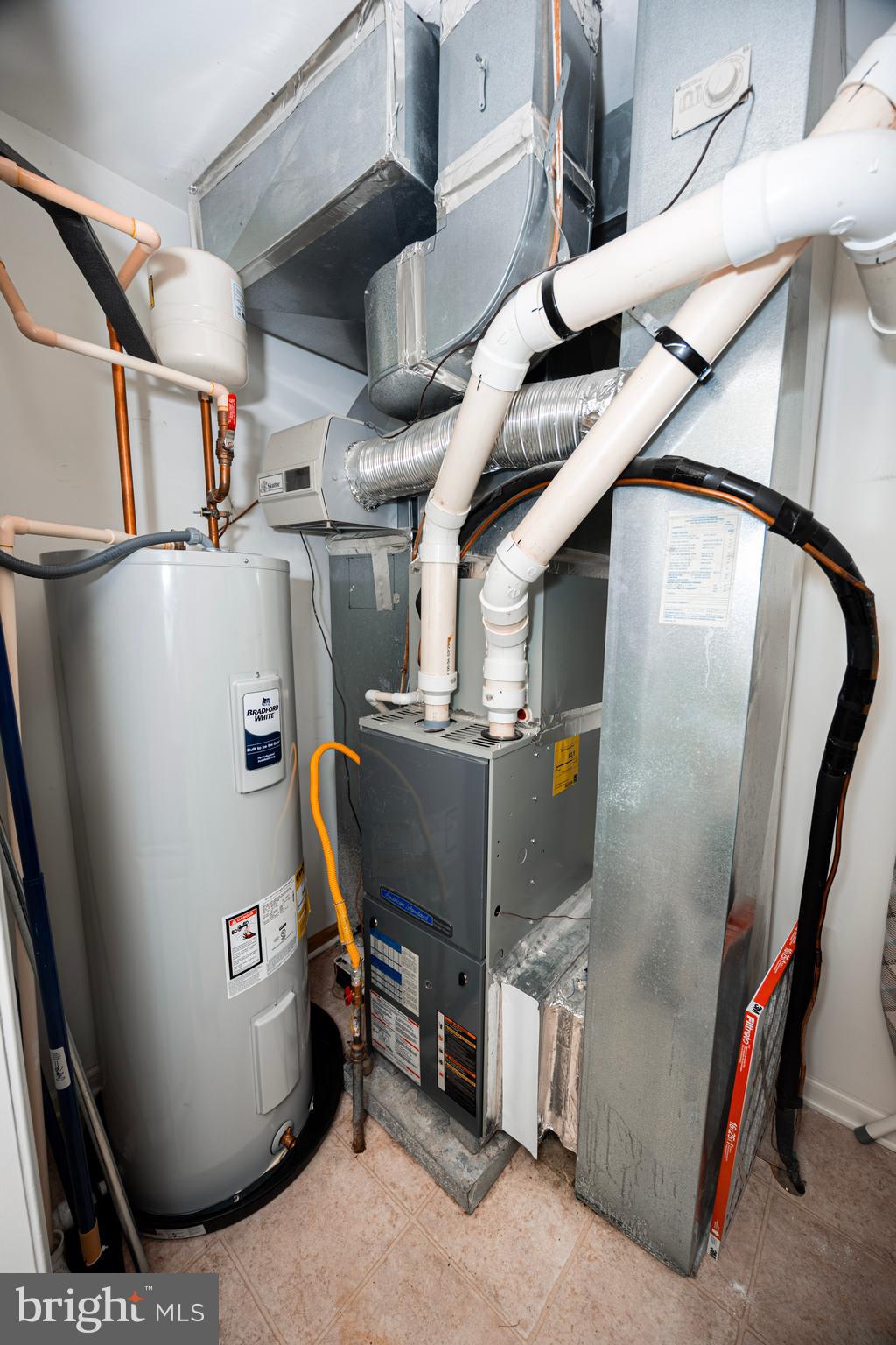 WYNGATE TOWNHOMES - Residential